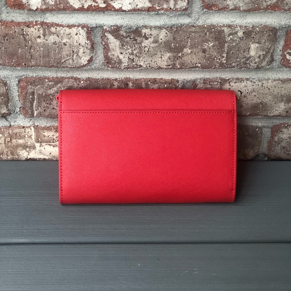 New! Tory Burch Emerson Chain Wallet - Picture 2 of 6